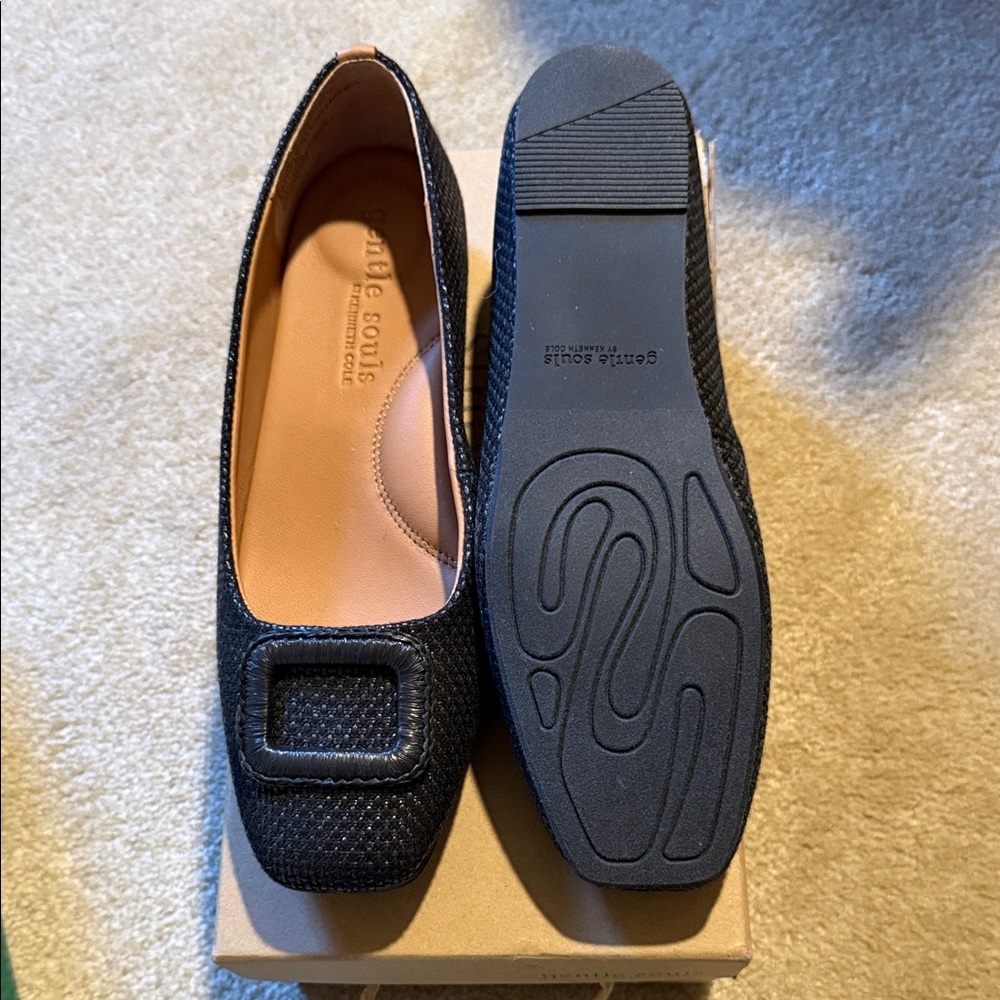 Gentle Souls black Textured Flats with Buckle 8